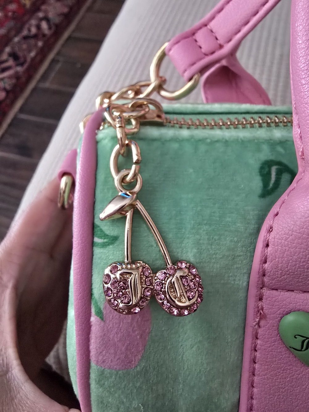 Juicy Couture Pink & Mint Barrel Mini Bag - Picture 4 of 5
